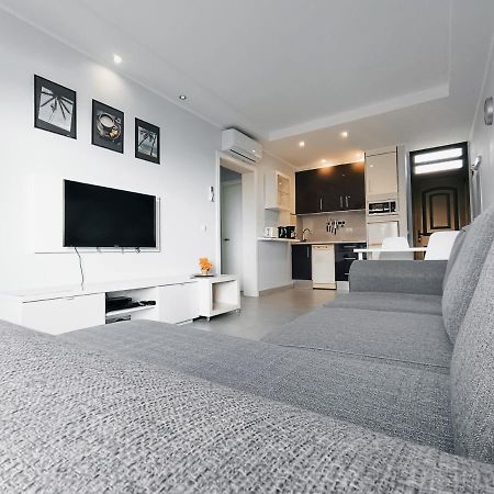 Apartment La Fiesta Arona  Exteriör bild